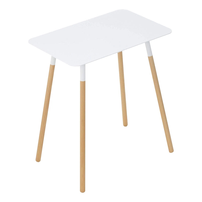 Table d'appoint, acier