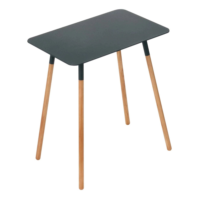 Table d'appoint, acier