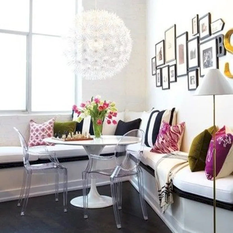 Lot de 2 chaises empilables en lucite transparentes